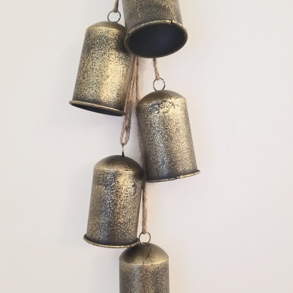 Christmas Sleigh Bells - Picture 2 of 3